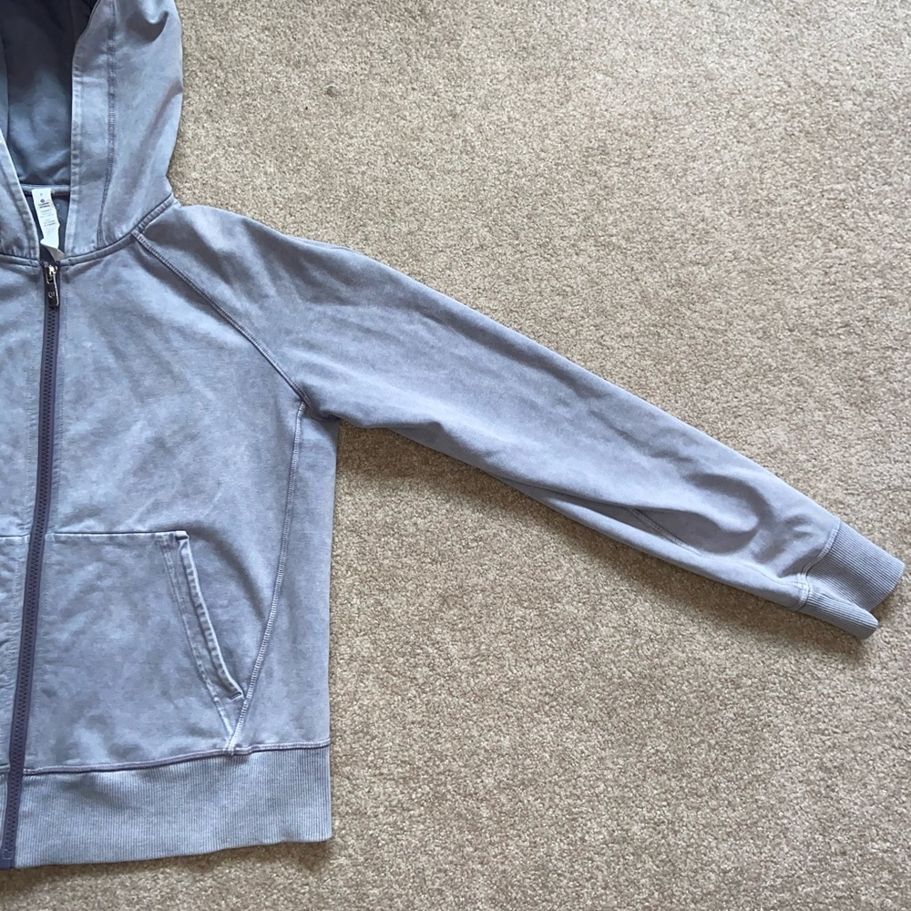 lululemon jacket! - Picture 2 of 5